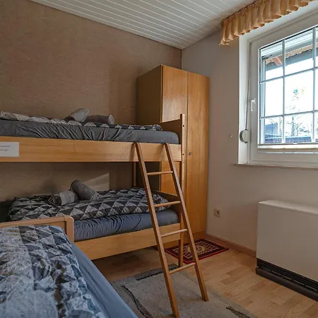 Vogelnest Holiday home Berumbur